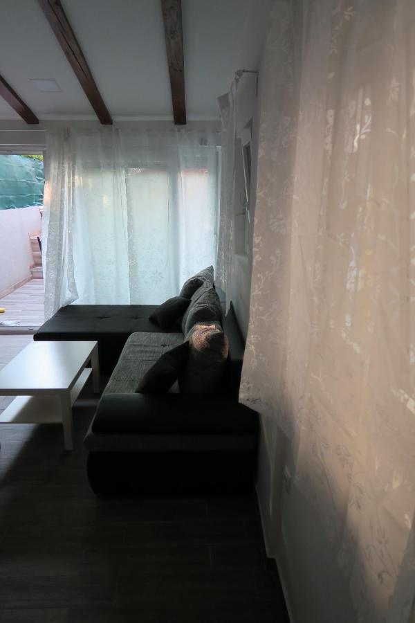 Holiday Home Ljubicic Baška Exterior foto